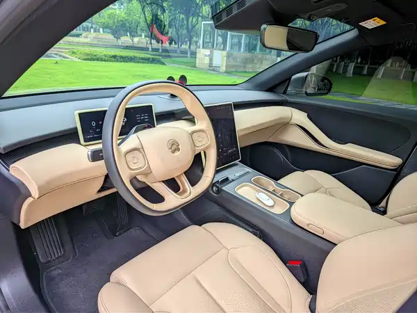 NIO ET5T 2024