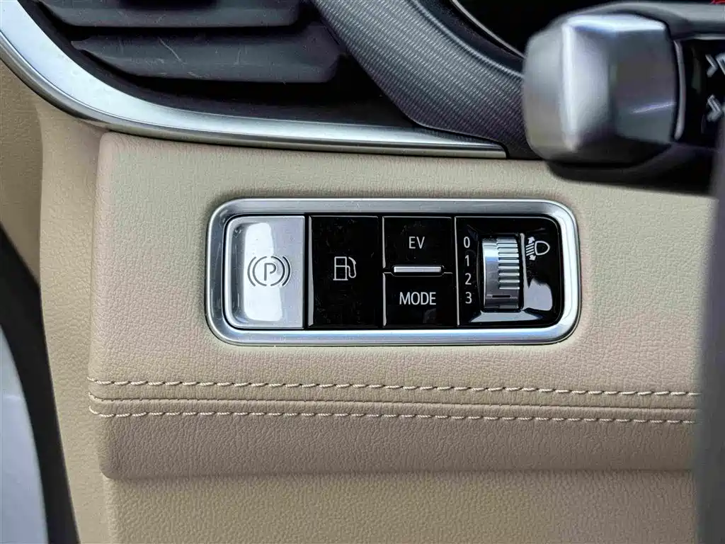 Buick GL8 Hybrid 2025 — фото 14