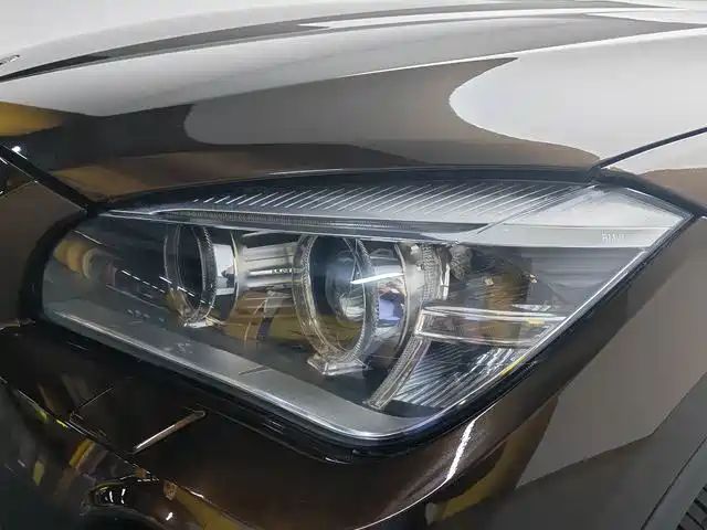 BMW X1 2014 — фото 16