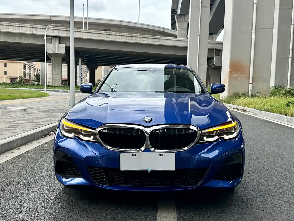 BMW 3 Series 2019 — фото 2