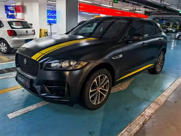Jaguar F-PACE 2018
