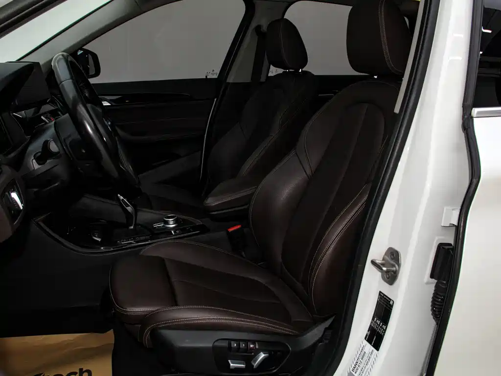 BMW X1 2021 — фото 12
