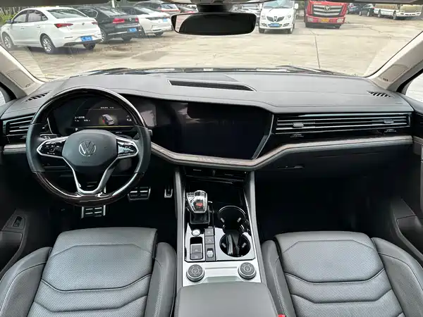 Volkswagen Touareg 2021