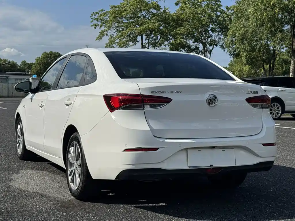Buick Excelle GT 2021 — фото 3