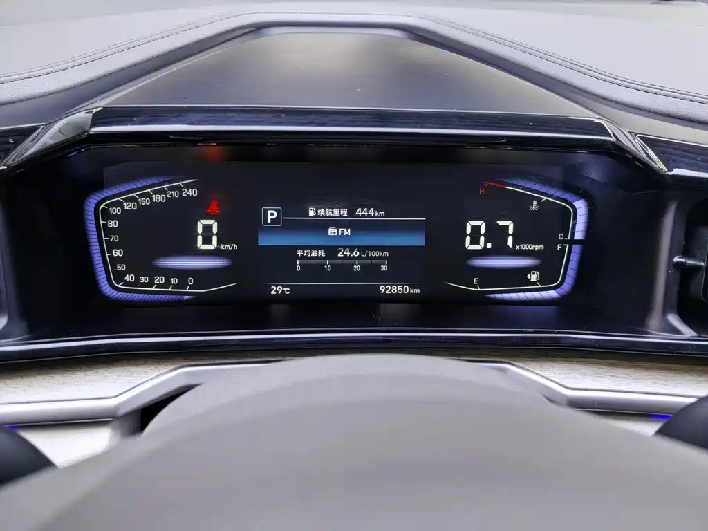 Hyundai Custin 2022 — фото 18