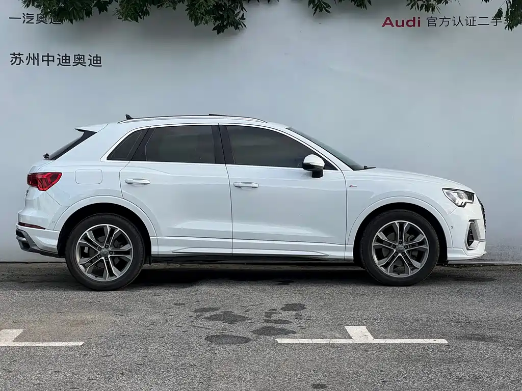 Audi Q3 2021 — фото 4