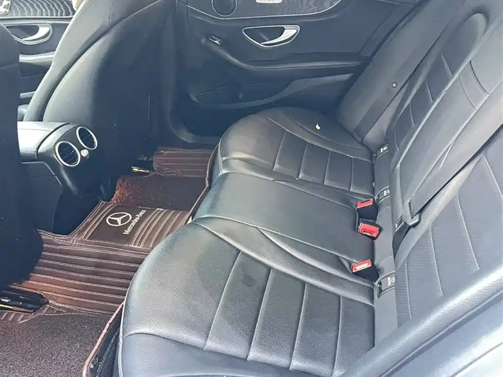Mercedes-Benz C-Class 2018 — фото 6