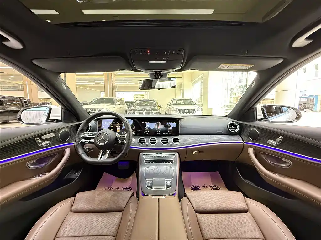 Mercedes-Benz E-Class 2022 — фото 19