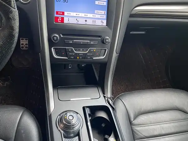 Ford Mondeo 2017