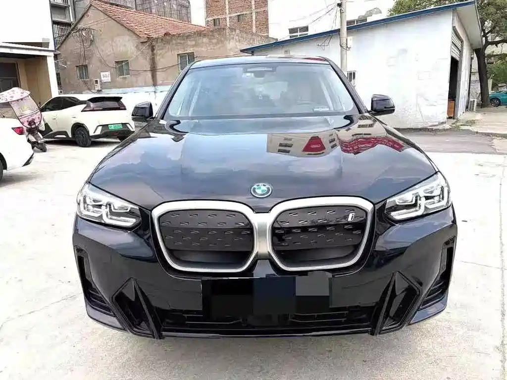 BMW iX3 2024 — фото 2