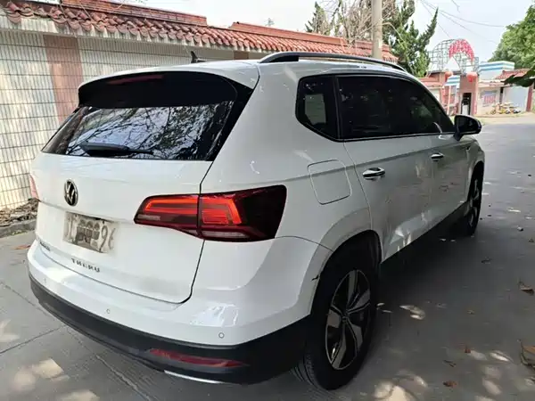 Volkswagen Tharu 2021
