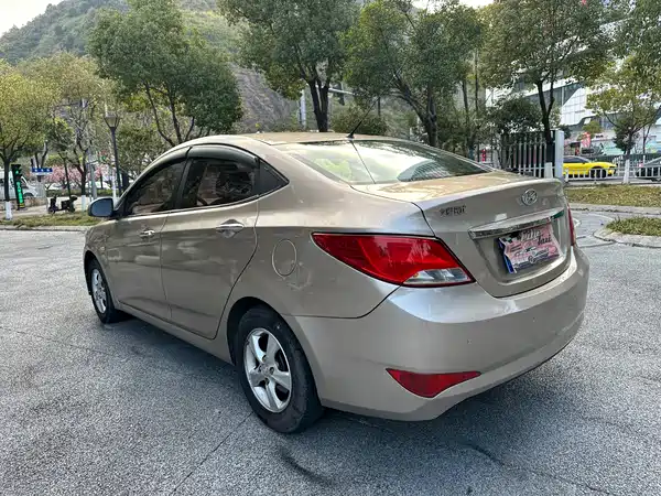Hyundai Accent 2016