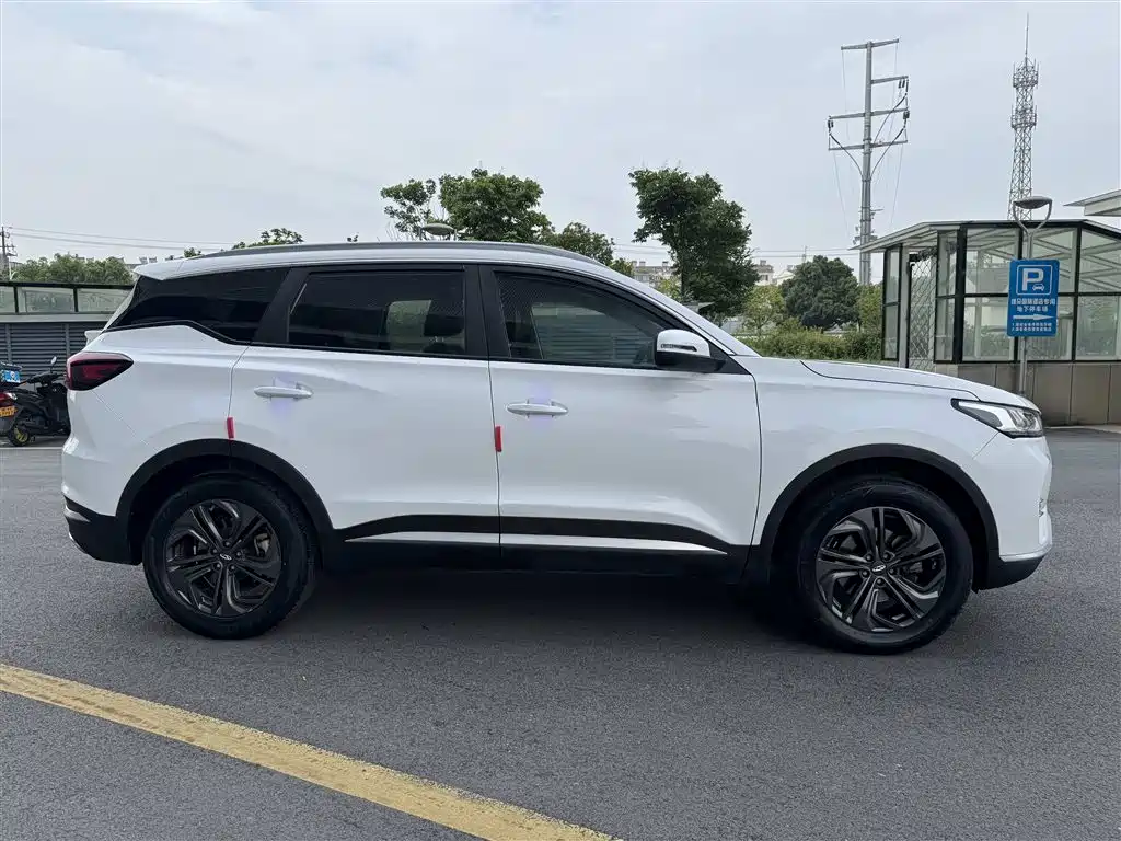 Chery Tiggo 7 2020 — фото 28