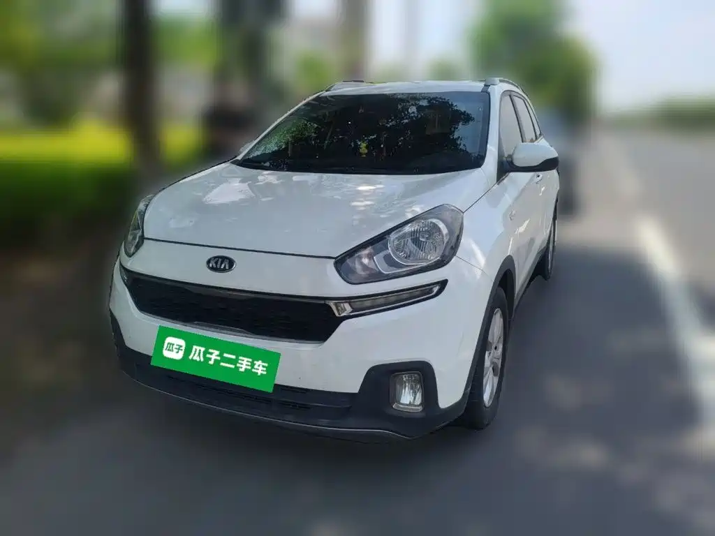 Kia KX3 2016 — фото 1