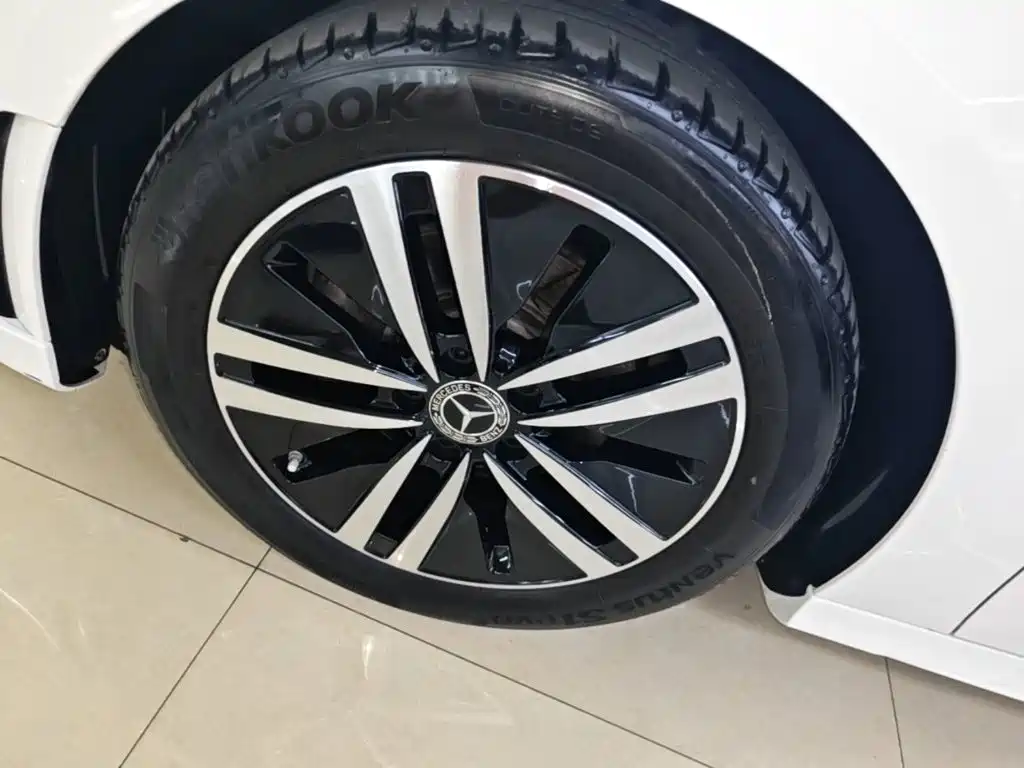 Mercedes-Benz A-Class 2020 — фото 23
