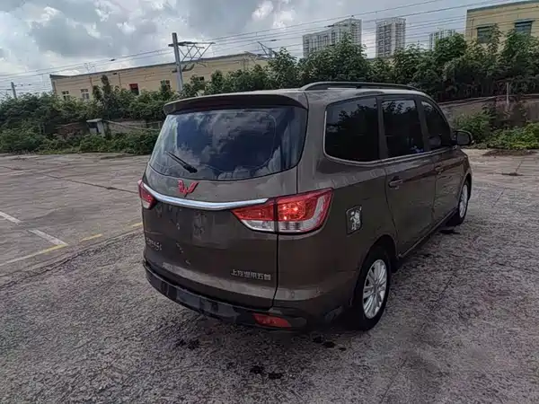 Wuling Hongguang 2016