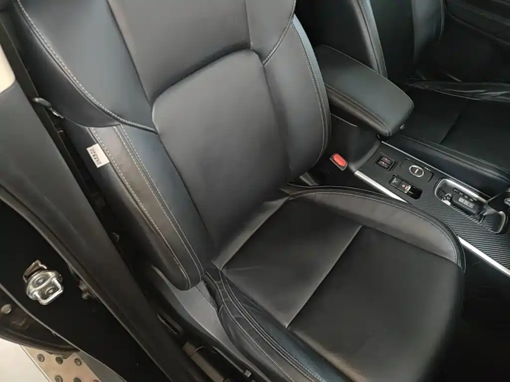 Mitsubishi Outlander 2020 — фото 25