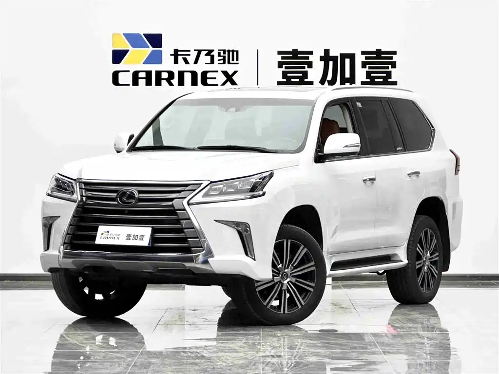 Lexus LX 2018 — фото 1