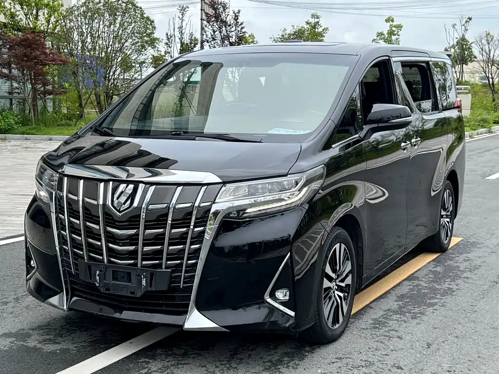 Toyota Alphard 2019 — фото 1