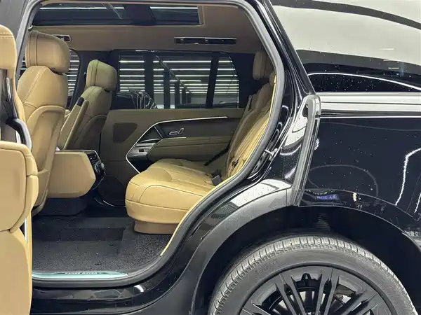 Land Rover Range Rover 2025