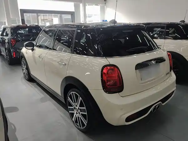 MINI 2020