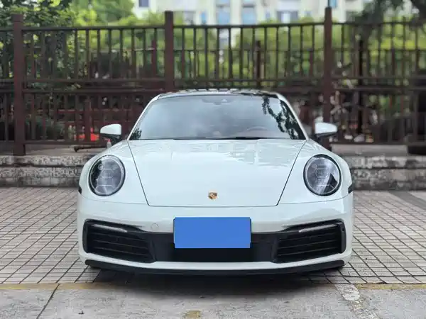Porsche 911 2020