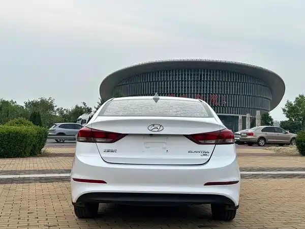 Hyundai Celesta 2016