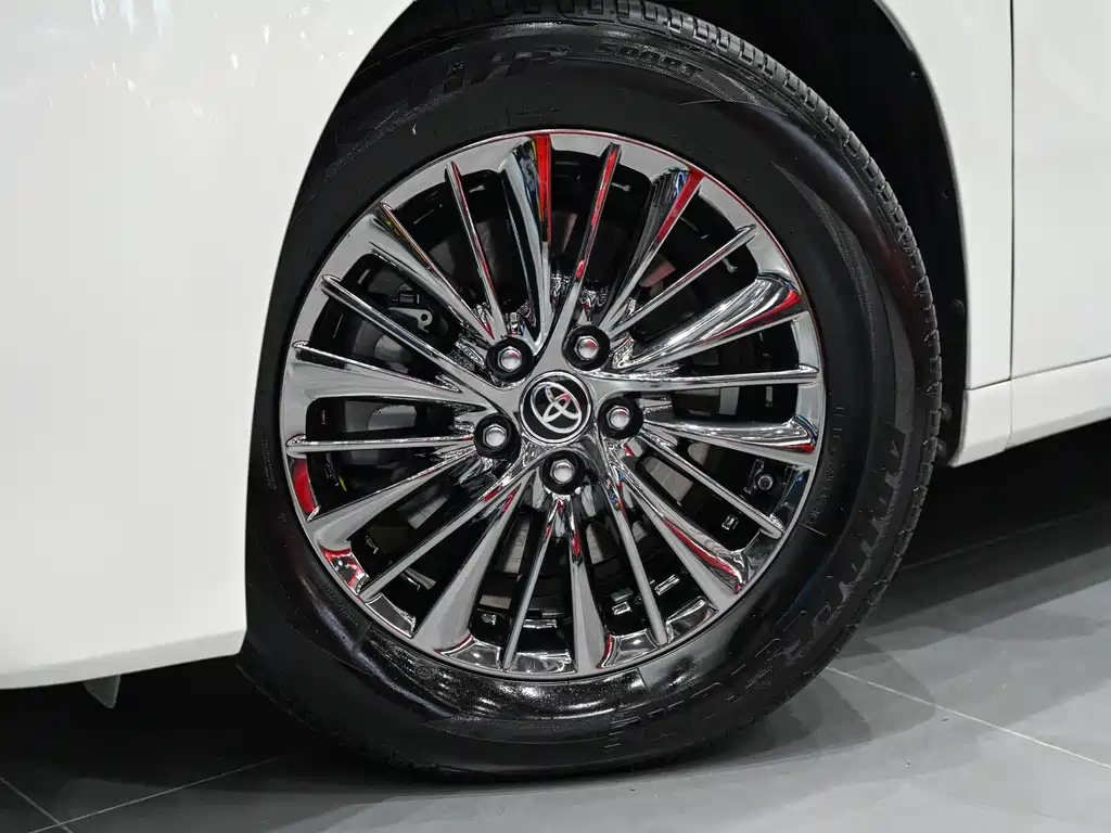 Toyota Alphard 2022 — фото 24