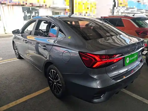 Roewe i5 2021