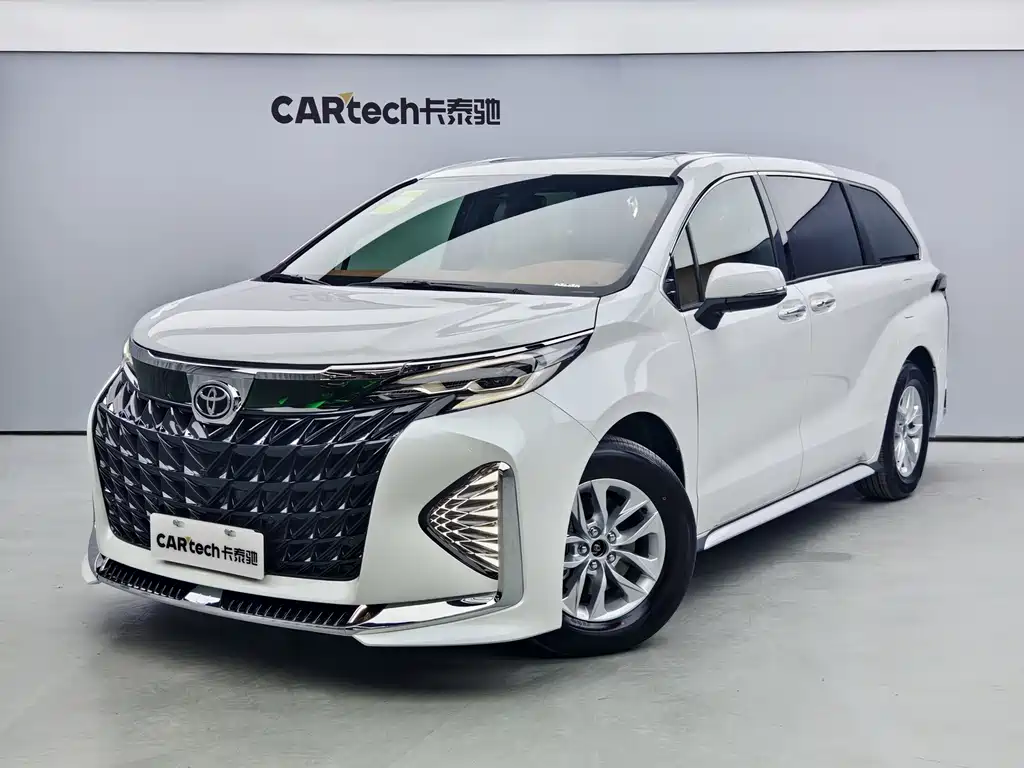 Toyota Granvia — фото 1