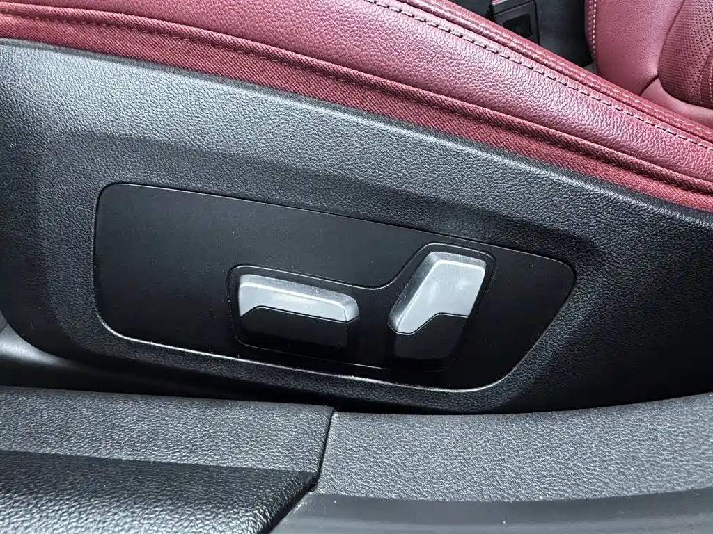 BMW 3 Series 2023 — фото 20