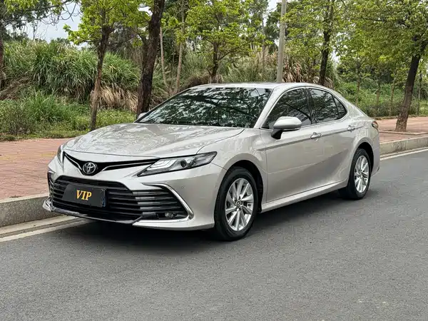 Toyota Camry 2021
