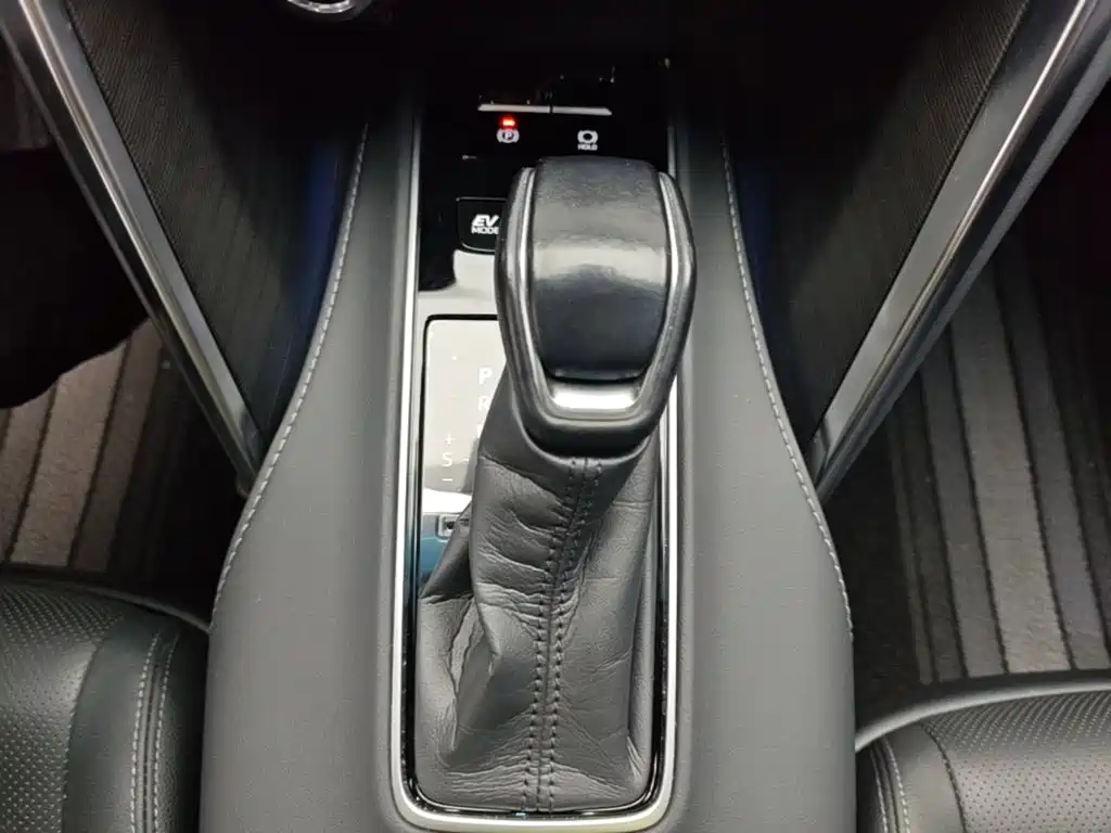 Toyota Harrier 2024 — фото 14