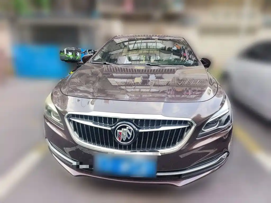 Buick LaCrosse 2018 — фото 24
