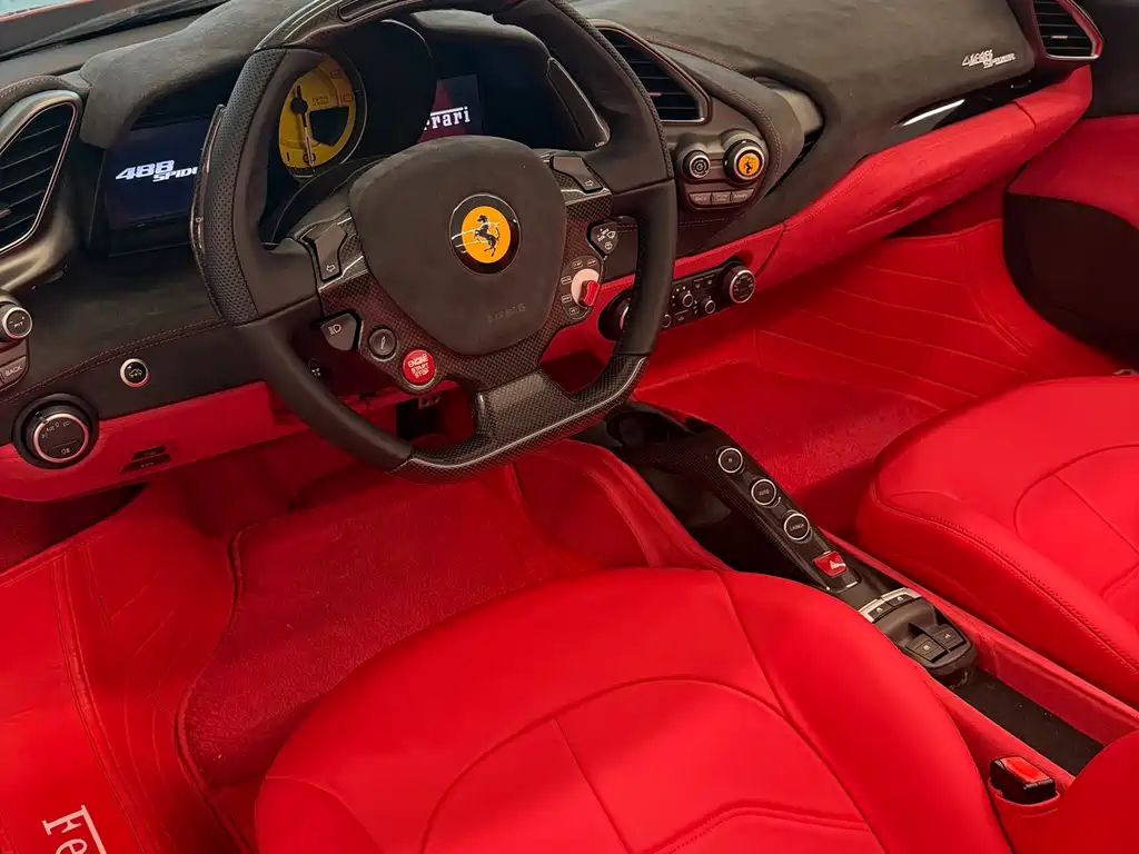 Ferrari 488 2017 — фото 12