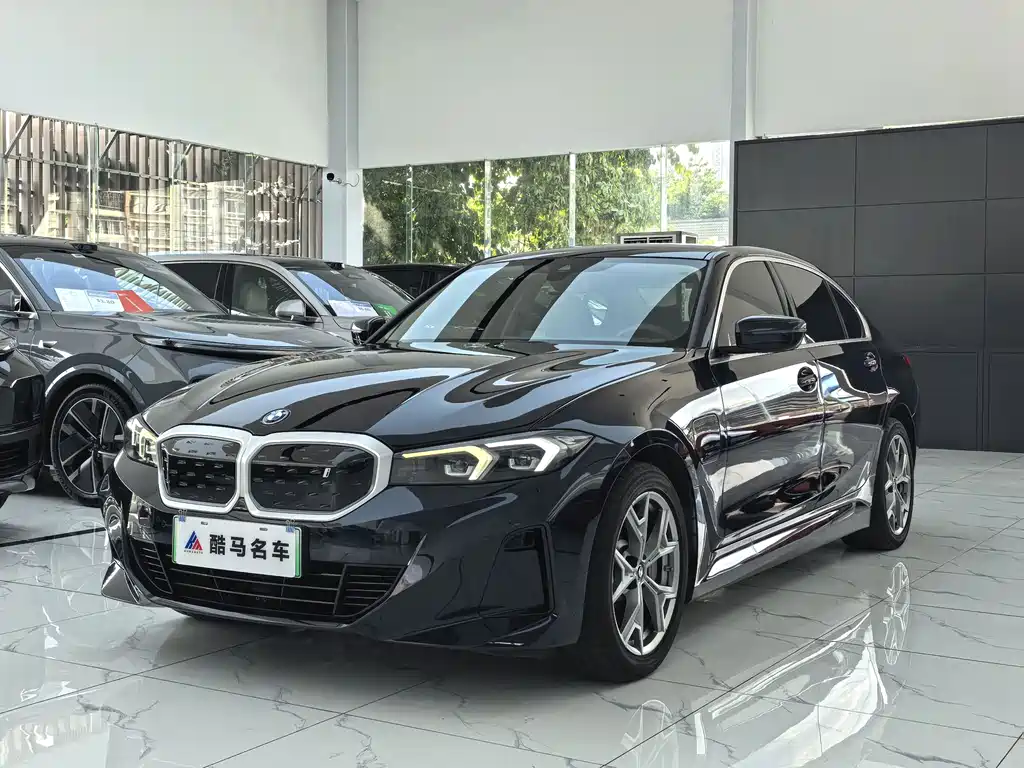 BMW i3 2023 — фото 1
