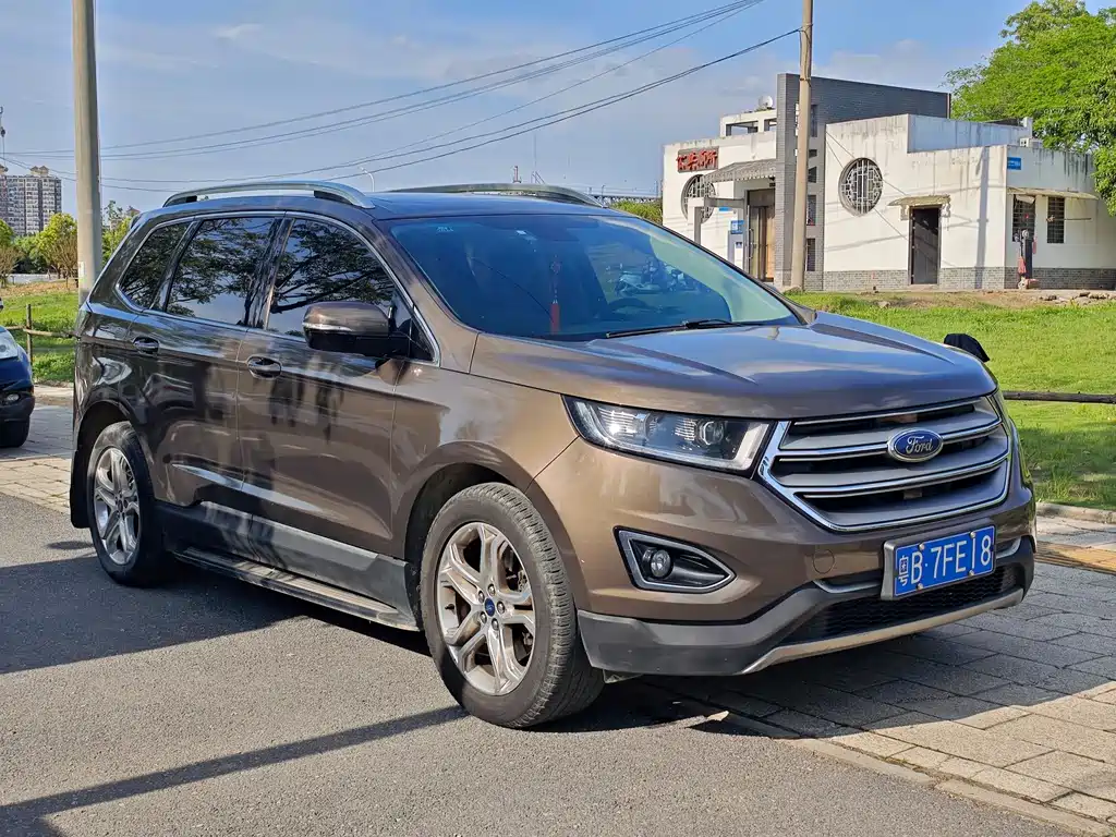 Ford Edge 2016 — фото 3