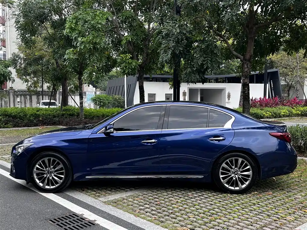 Infiniti Q50L 2022 — фото 9