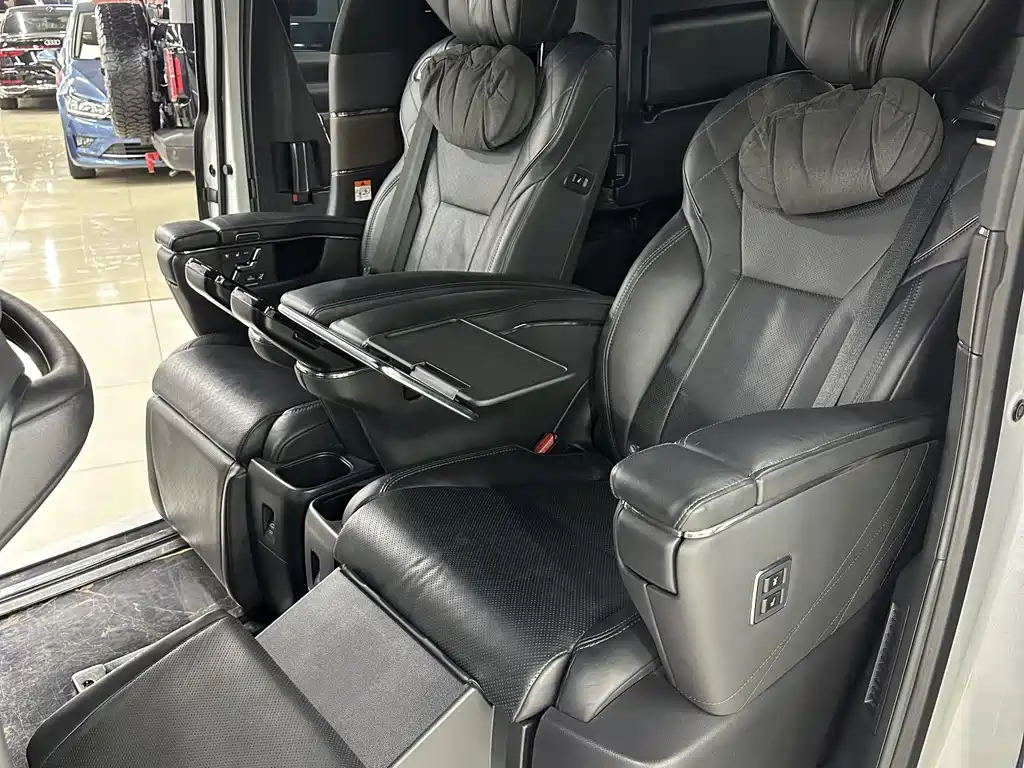Toyota Vellfire 2024 — фото 10