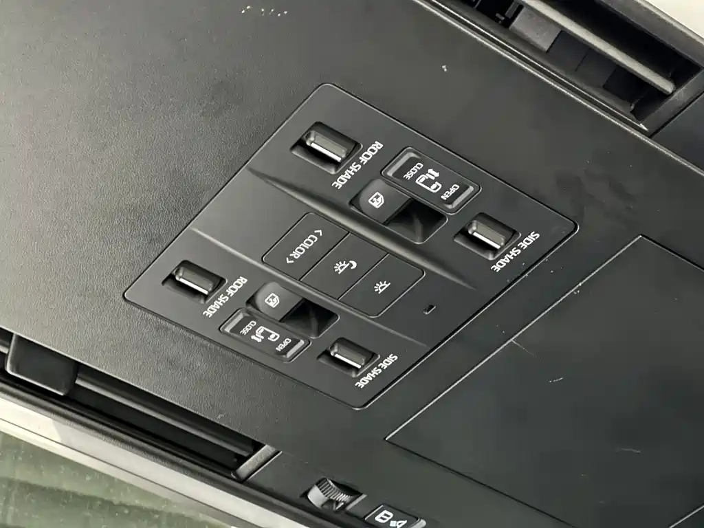 Toyota Vellfire 2024 — фото 34
