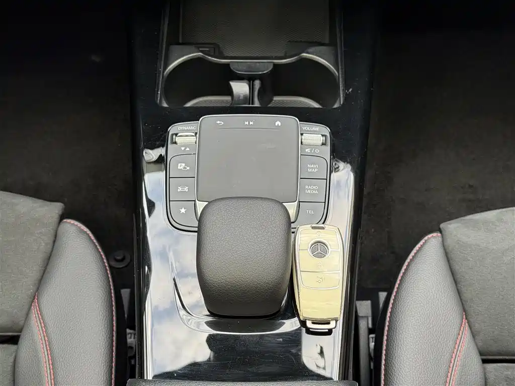 Mercedes-Benz A-Class 2023 — фото 21