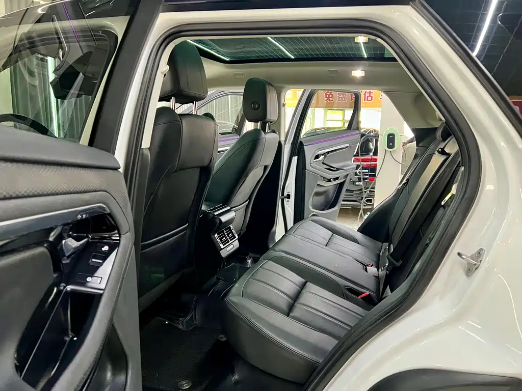 Land Rover Evoque 2020 — фото 13