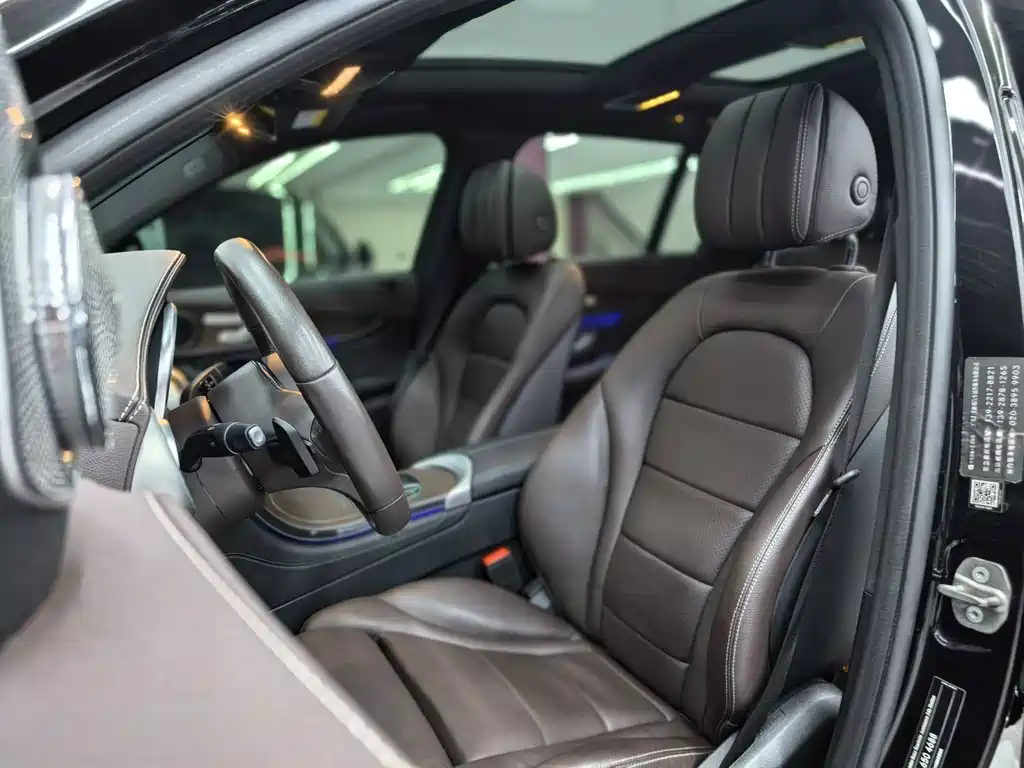 Mercedes-Benz GLC 2020 — фото 30