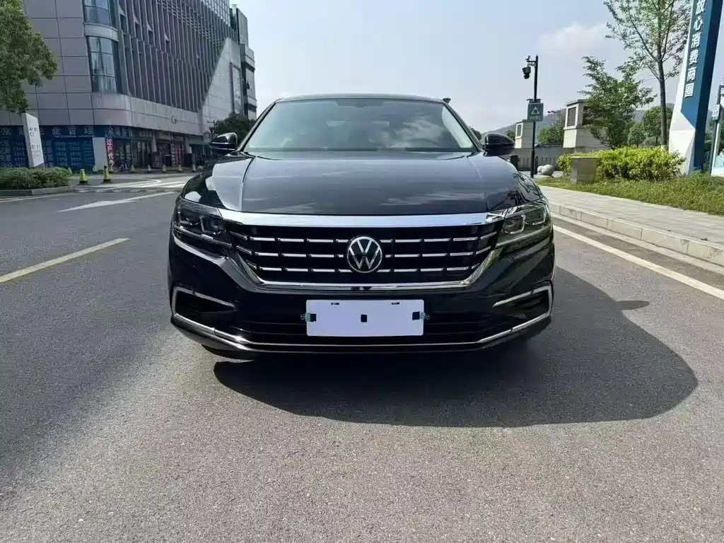 Volkswagen Passat 2021 — фото 2