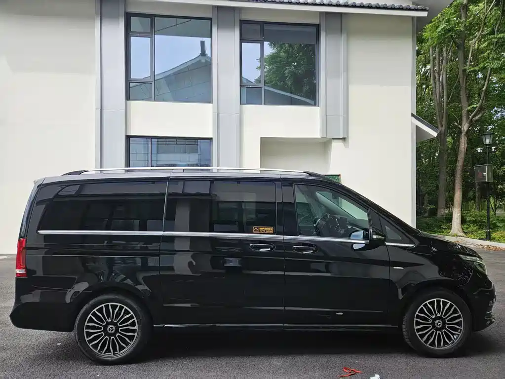 Mercedes-Benz V-Class 2020 — фото 5