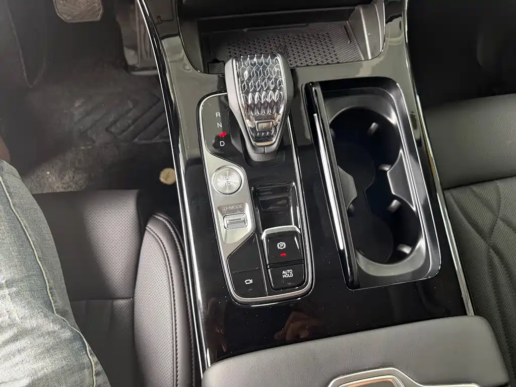 GAC Motor Trumpchi M8 2024 — фото 16