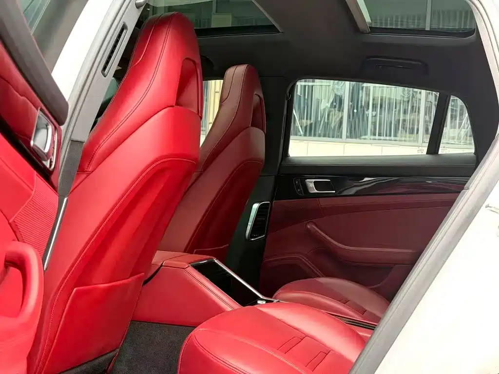 Porsche Panamera 2021 — фото 10