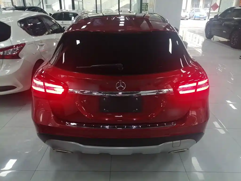 Mercedes-Benz GLA 2018 — фото 6