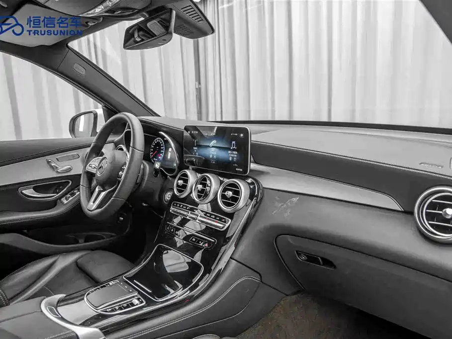 Mercedes-Benz GLC 2020 — фото 14