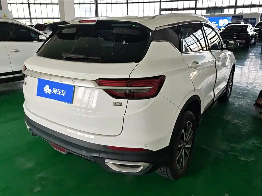 Geely Binyue 2021